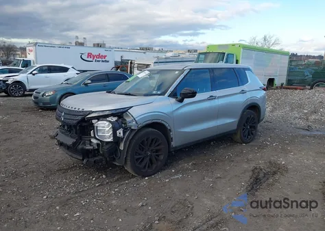 2022 Mitsubishi Outlander Black Edition 2Wd/Se 2.5 2Wd/Se Launch Edition 2Wd из США, поврежденный, VIN JA4J3UA8XNZ078015